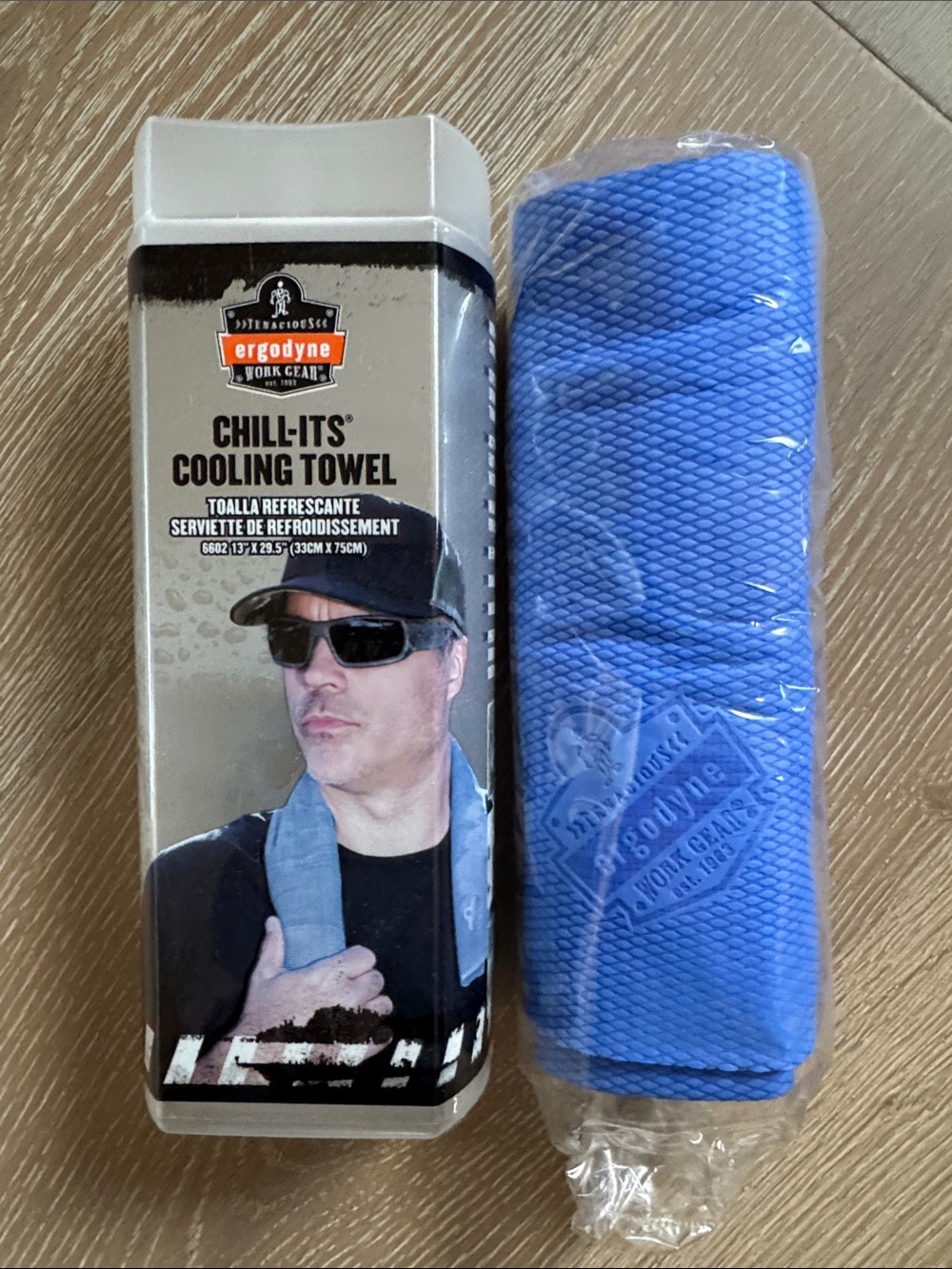 Chill-Its Cooling Towel – Gray by Ergodyne
